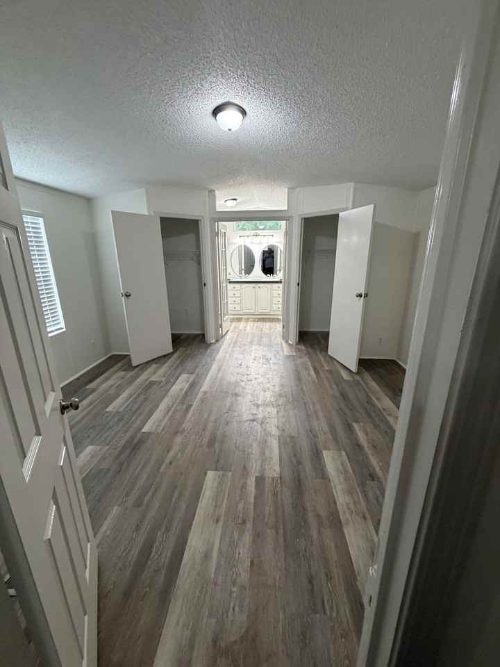 2310 Thomas Wayne St #1 - Photo 2 of 6