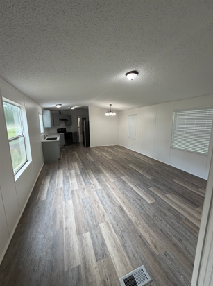 2310 Thomas Wayne St #1 - Photo 3 of 6