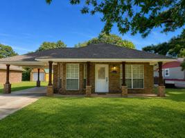 featured image of 3007 E 44th St