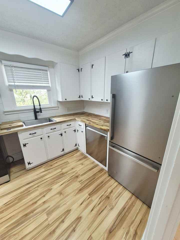 110 Phelps Rd #B - Photo 6 of 26