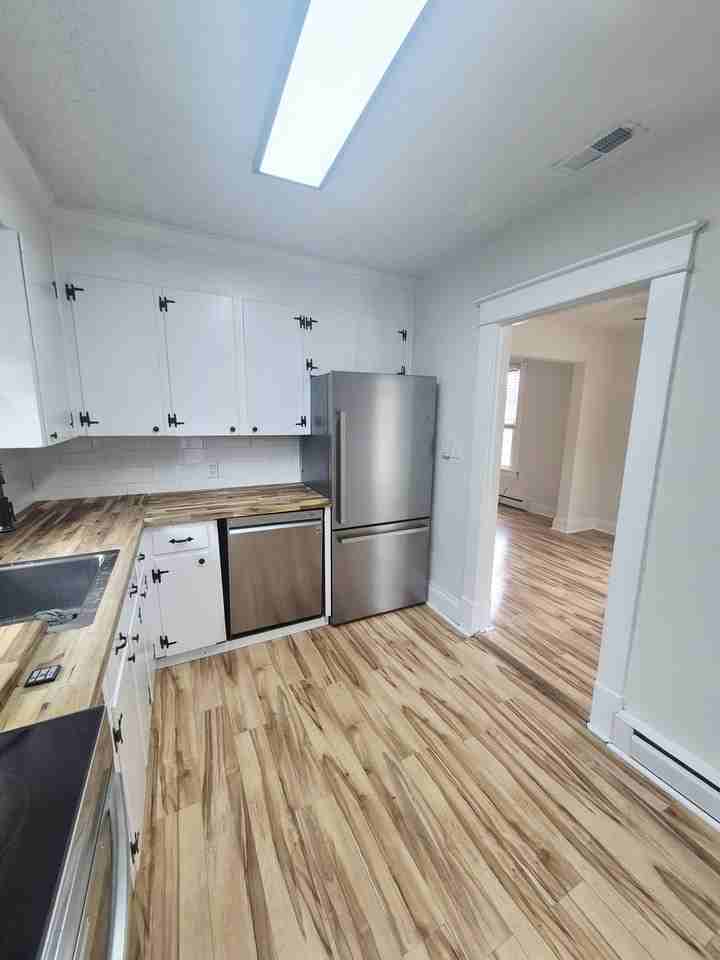 110 Phelps Rd #B - Photo 3 of 26