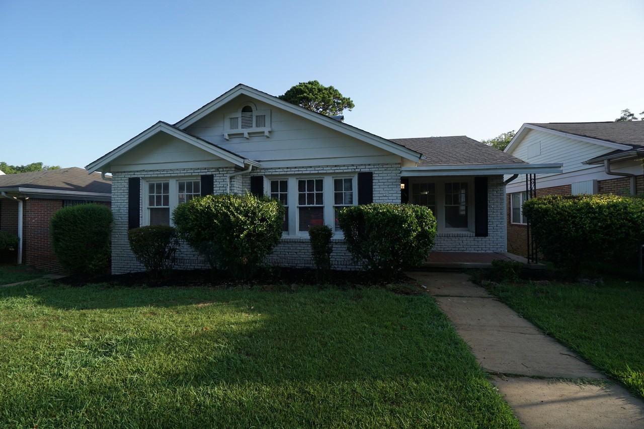1028 41st Street Ensley #1 - Photo 2 of 32