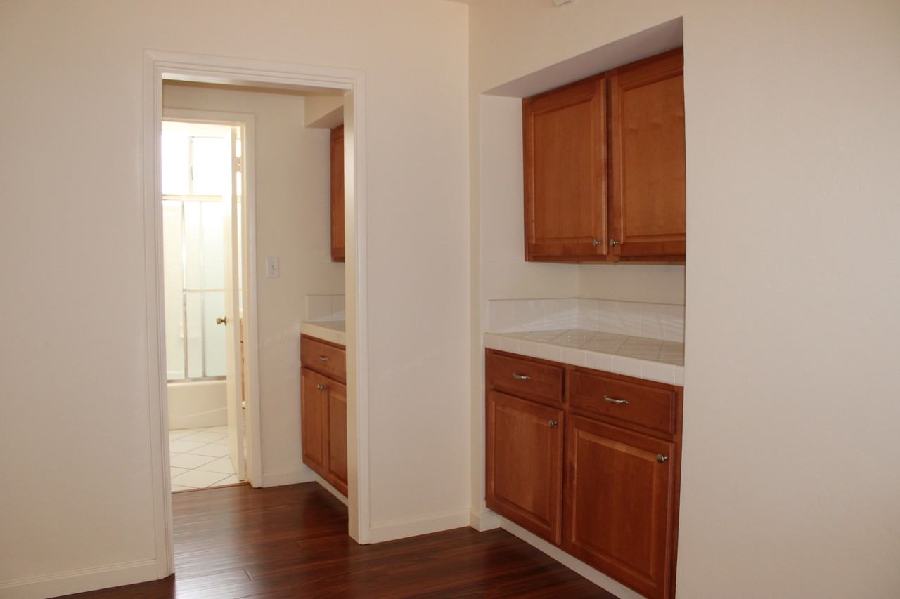 1546 Diamond St #1546 - Photo 6 of 10
