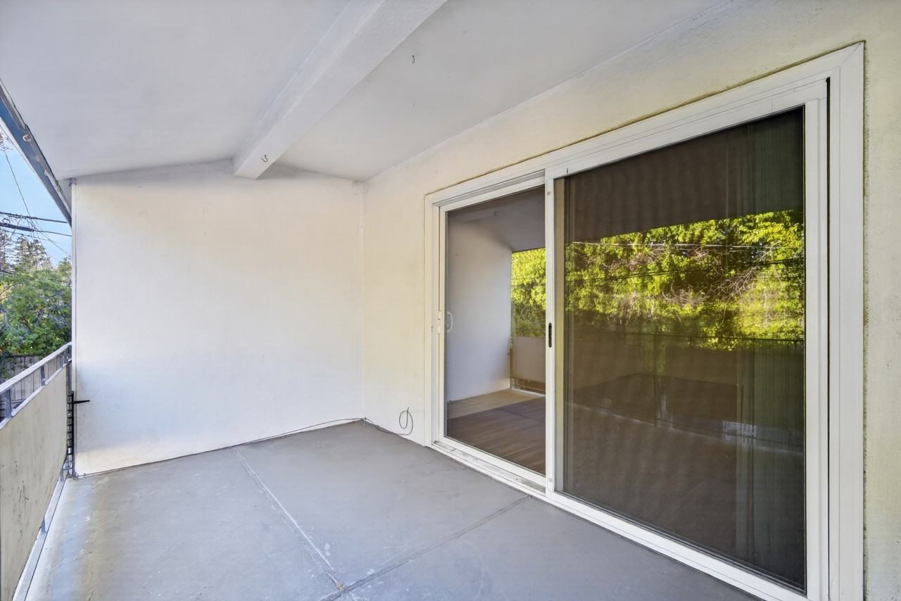 1815 Ednamary Way #F - Photo 6 of 10