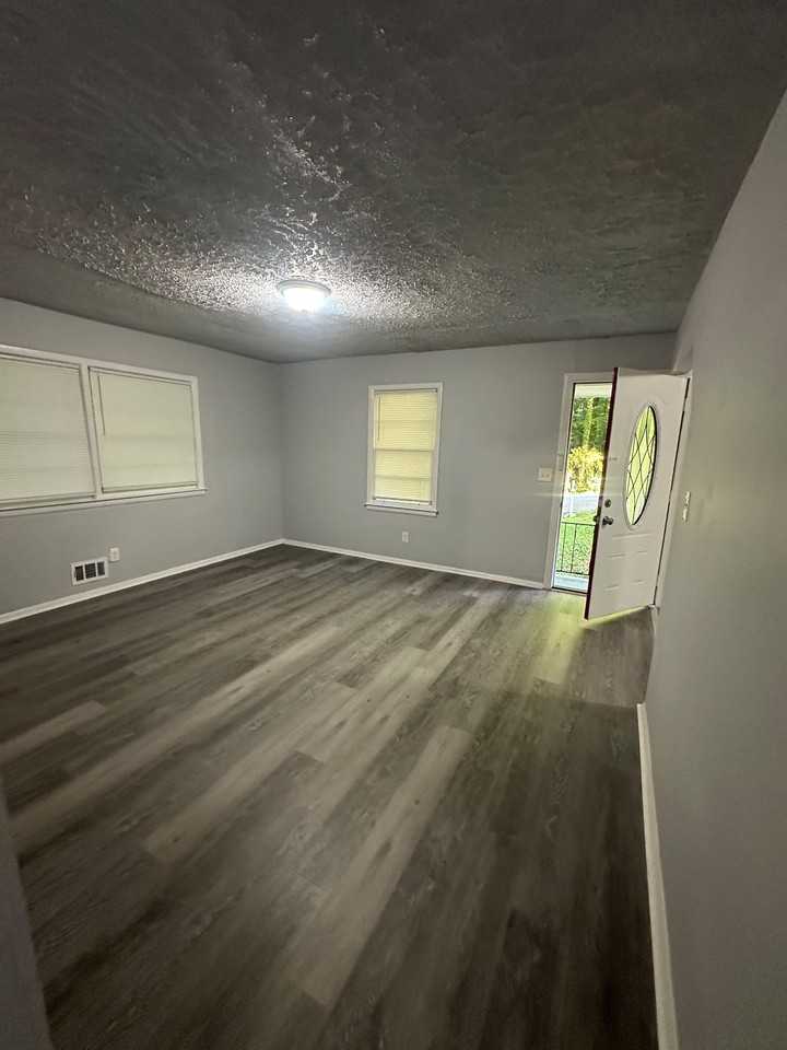 400 Greenhill Way #1 - Photo 7 of 24