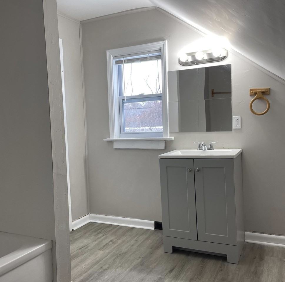 119 Merrill Street - Photo 4 of 8