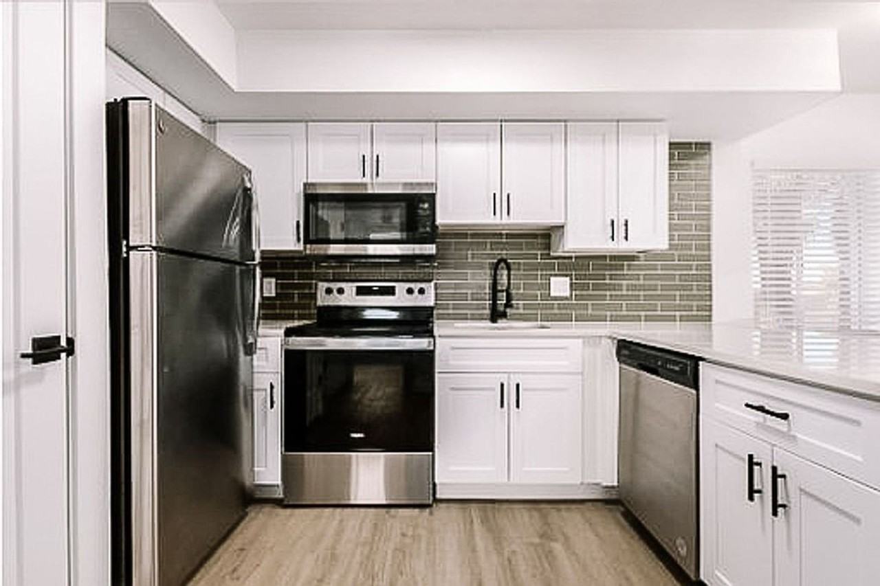 Newly Renovated 1 & 2 Bedroom homes with Modern Finishes - Photo 7 of 23