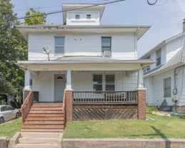 717 Lyon St - Photo 1 of 1