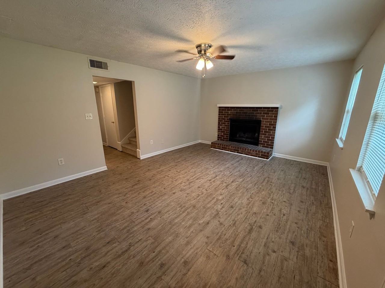110 Chalfont-^..^ - Photo 2 of 28