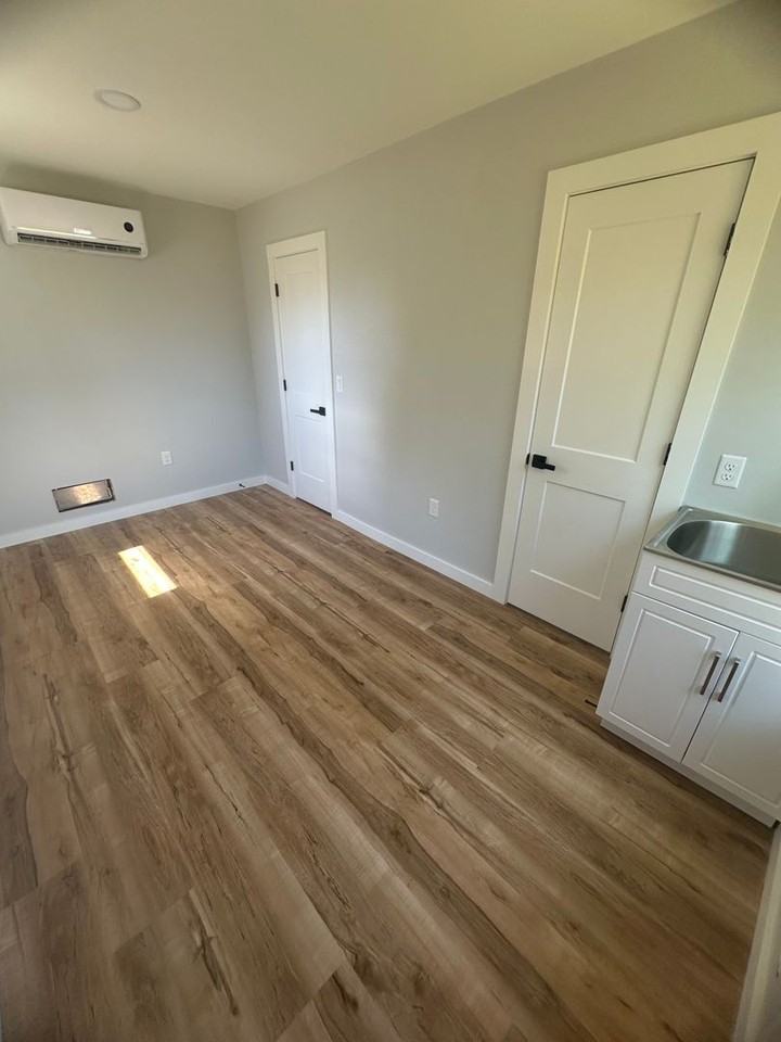 7209 Lake Suzzanne Ln - Photo 6 of 22