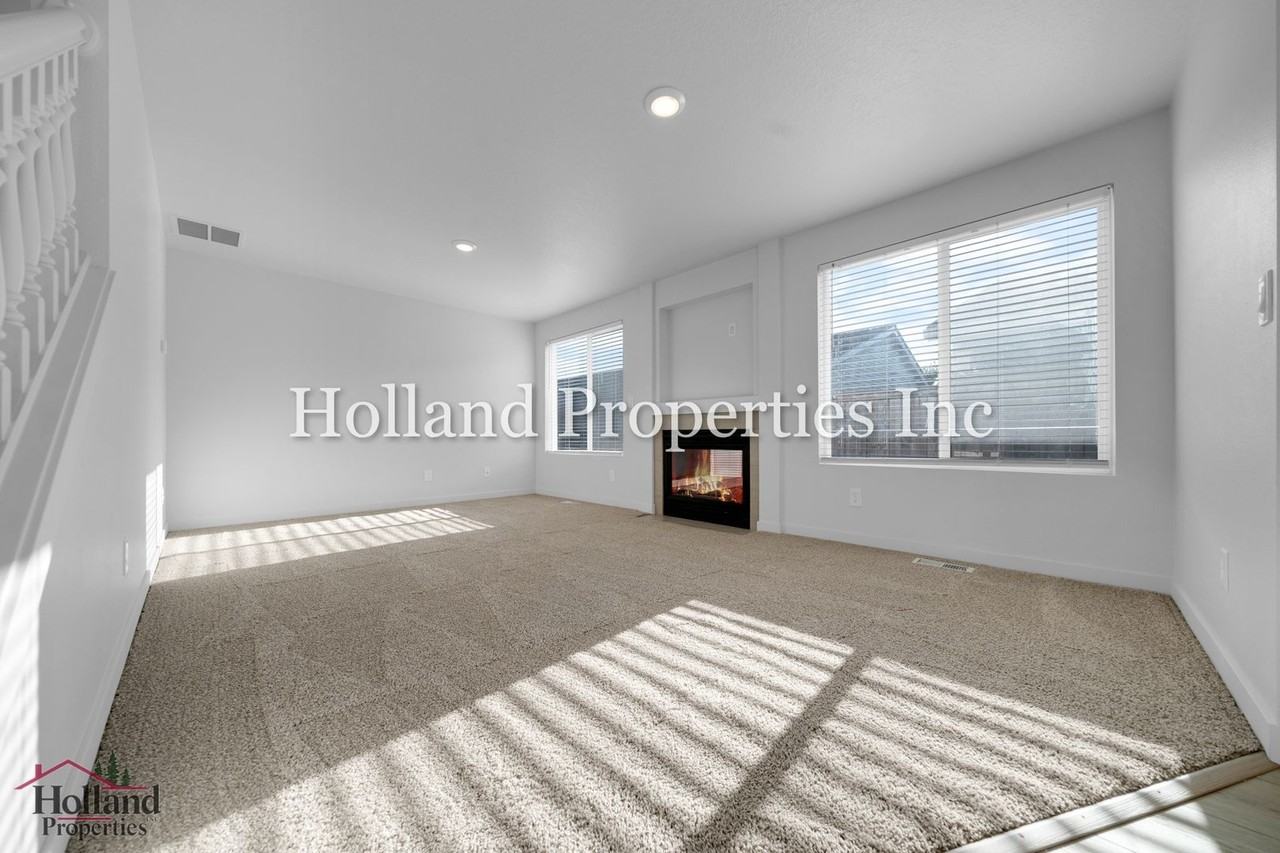 9055 Sw Sagert St - Photo 3 of 24