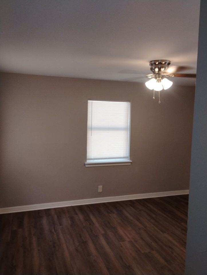 163 Hubbard Dr - Photo 6 of 6