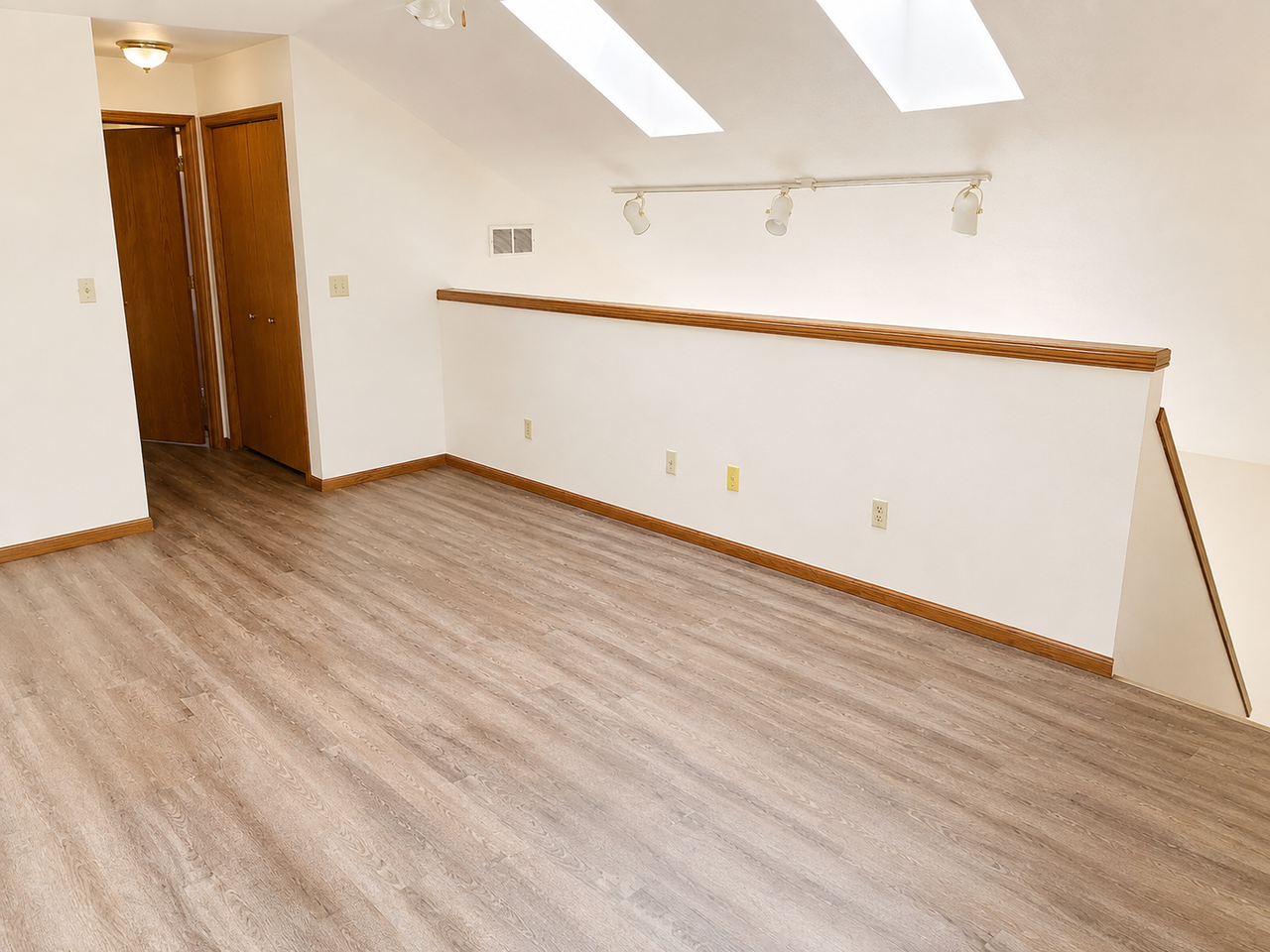 Pleasant Meadows Townhomes - Photo 6 of 7