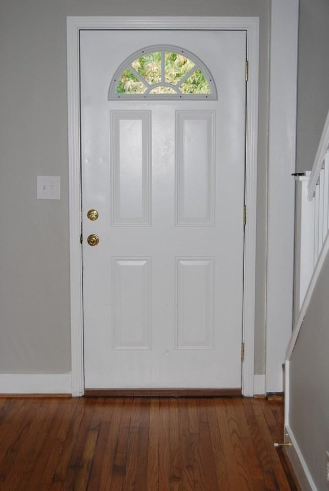 868 Clarks Ln - Photo 3 of 17