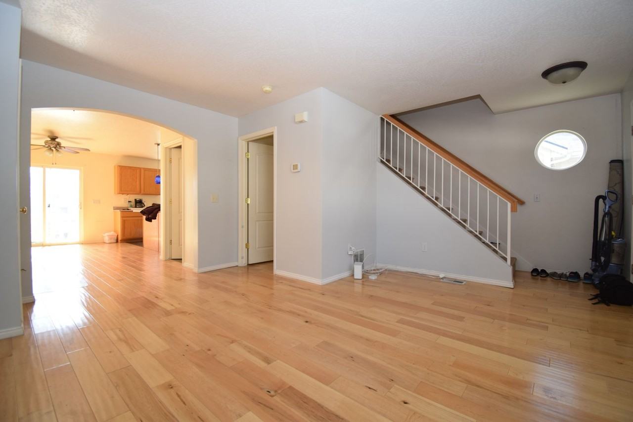 874 E Forest Park Ct - Photo 2 of 13
