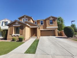 featured image of 3031 E Regina St