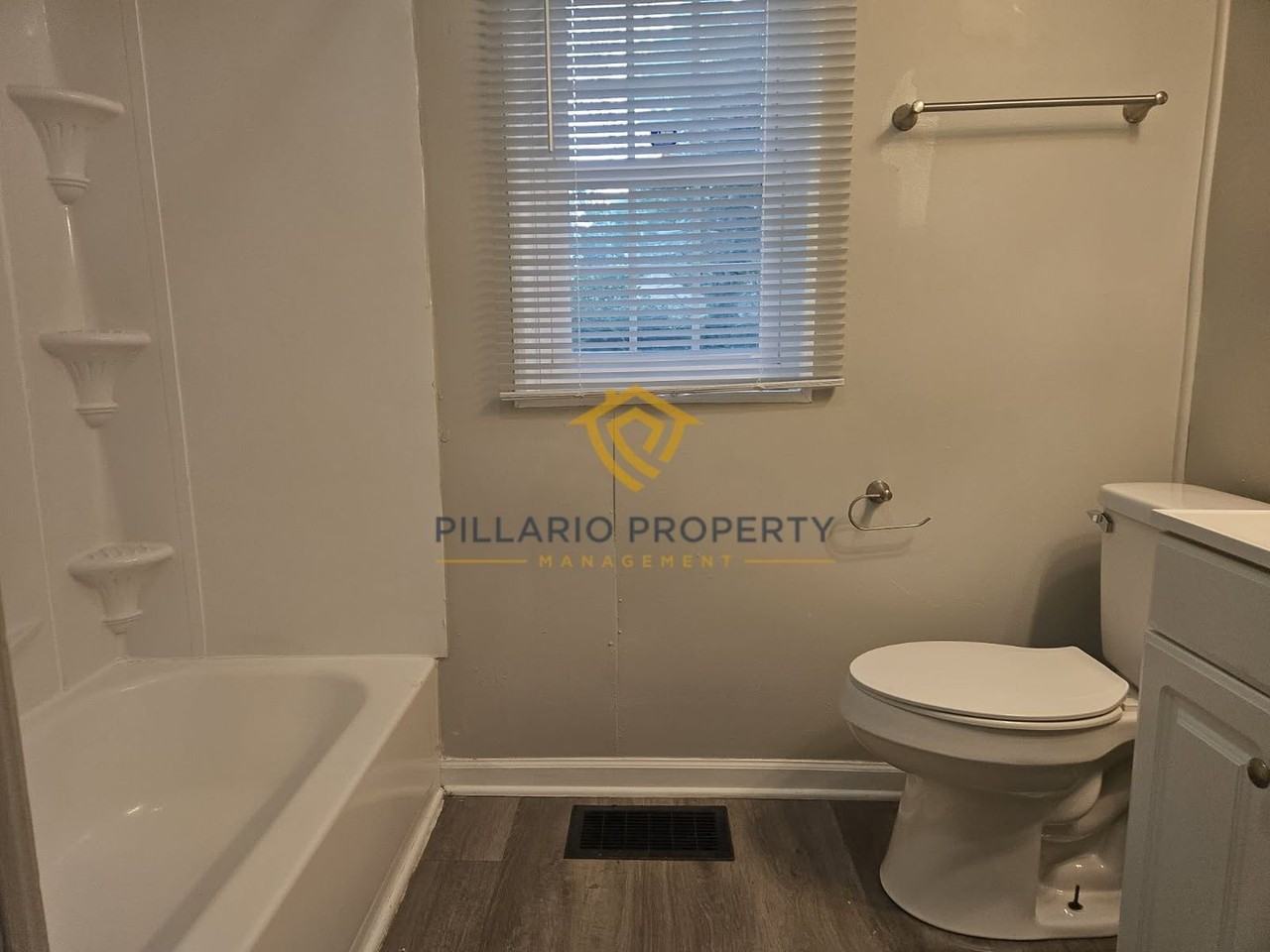3527 N Chester Ave - Photo 6 of 16
