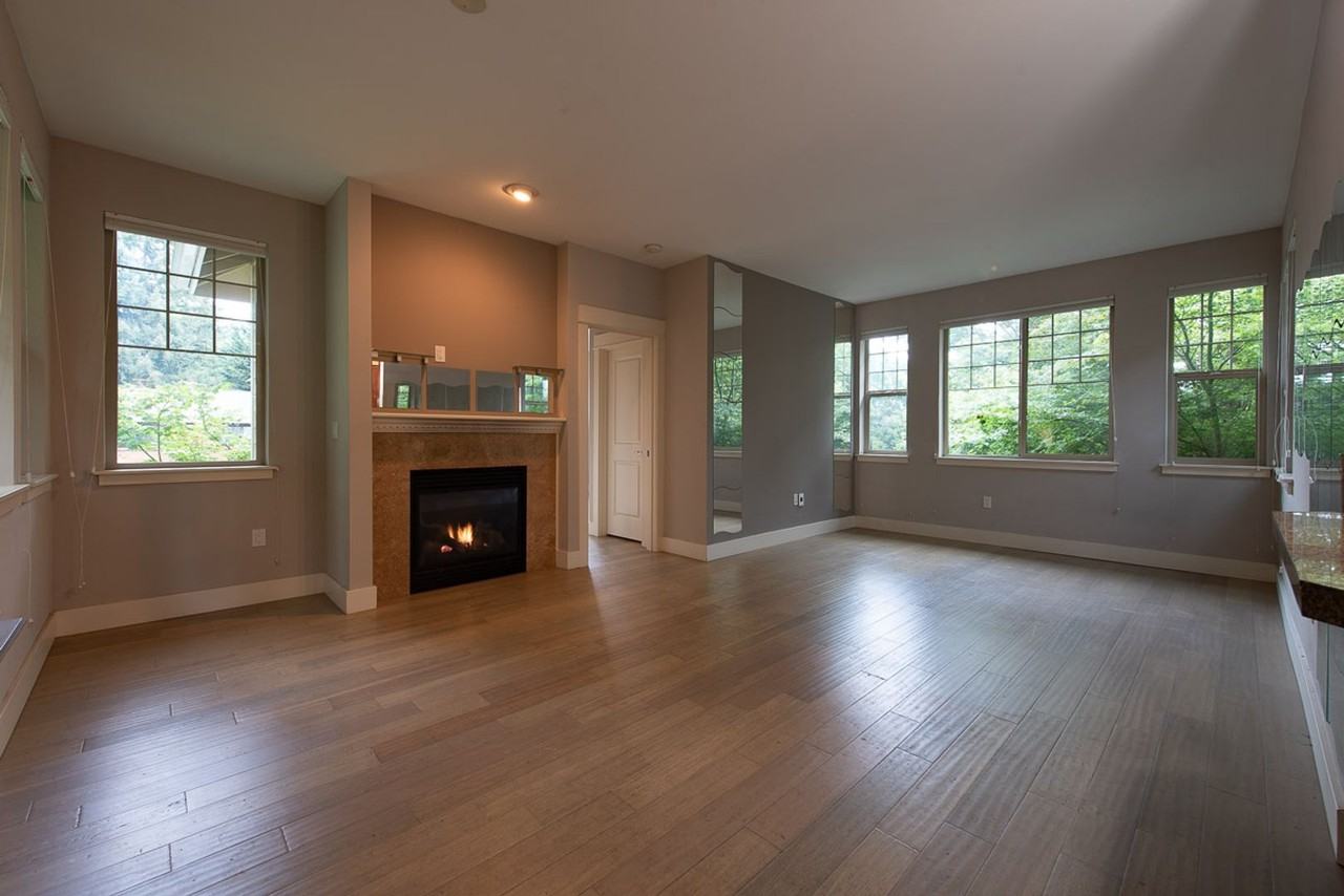 8535 Avondale Rd Ne #A201 - Photo 3 of 16