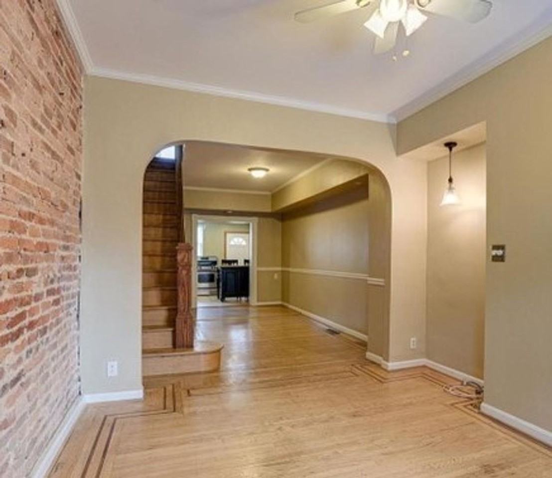 815 S Decker Ave - Photo 2 of 9