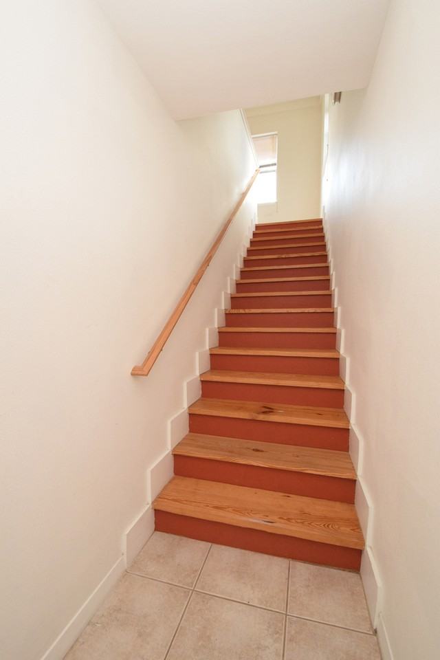 2102 Greenwood Ave Apt B - Photo 3 of 16