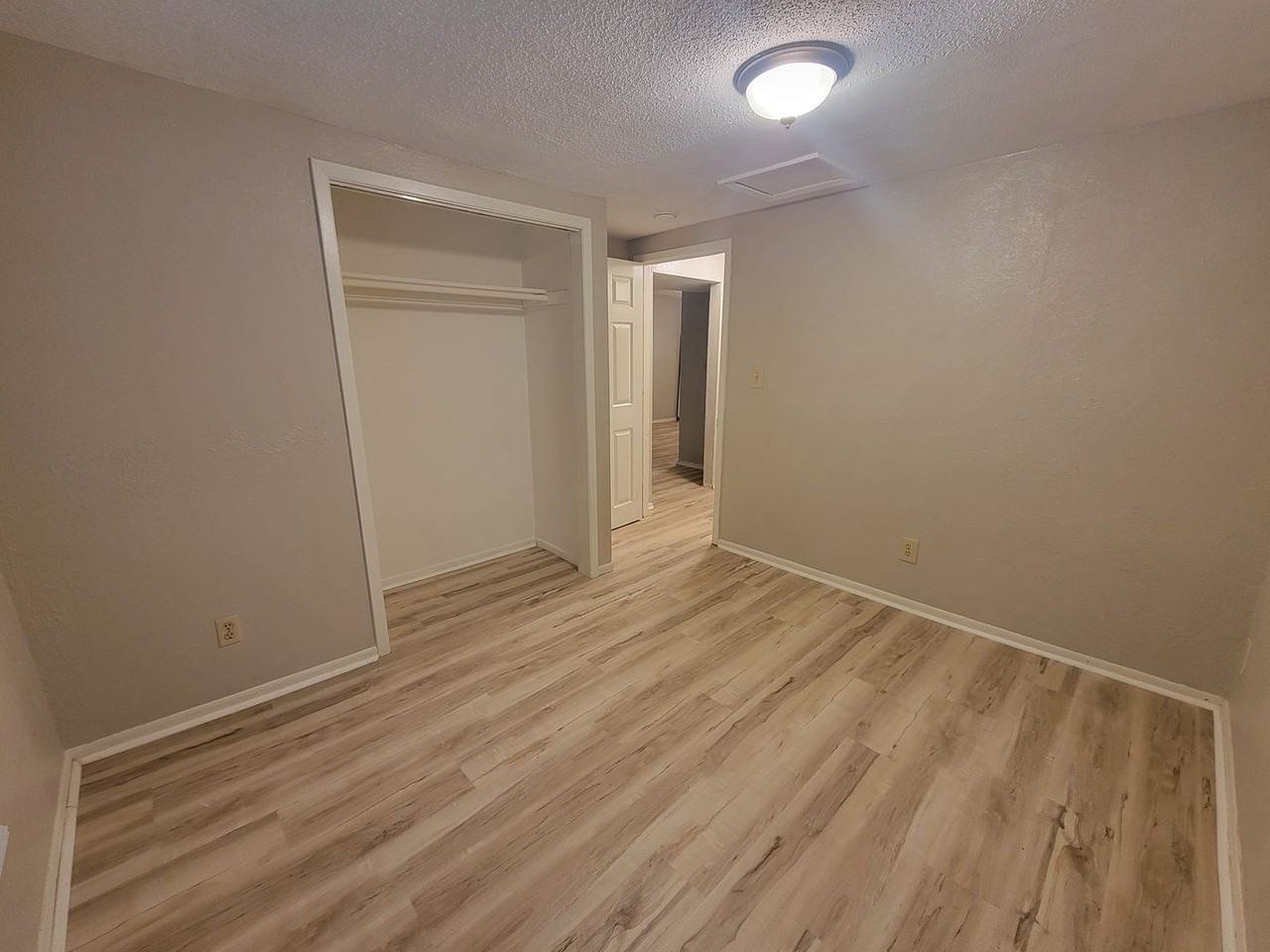 156 Maywood Avenue - Photo 6 of 14