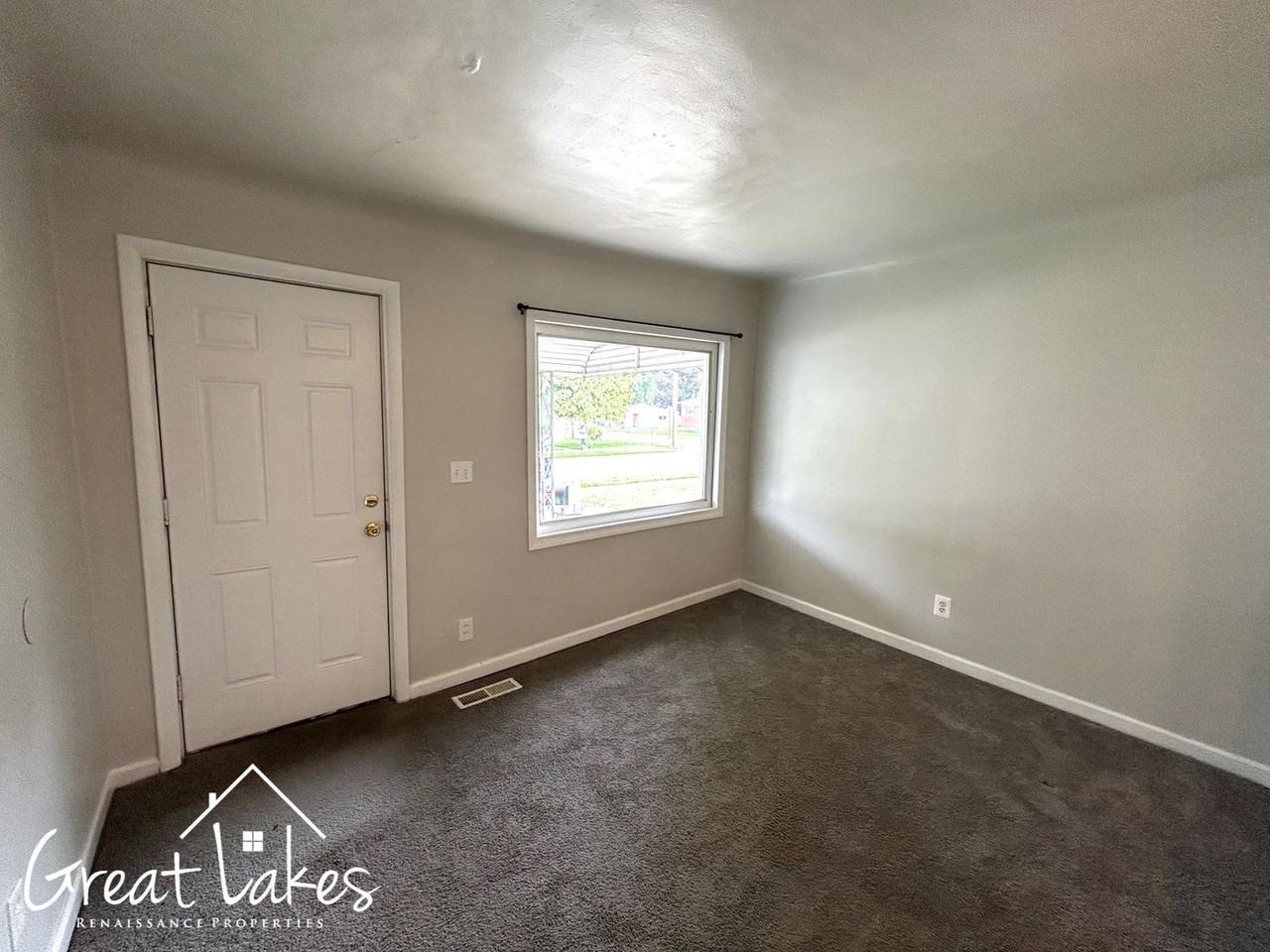 23503 Bolam Ave - Photo 7 of 12