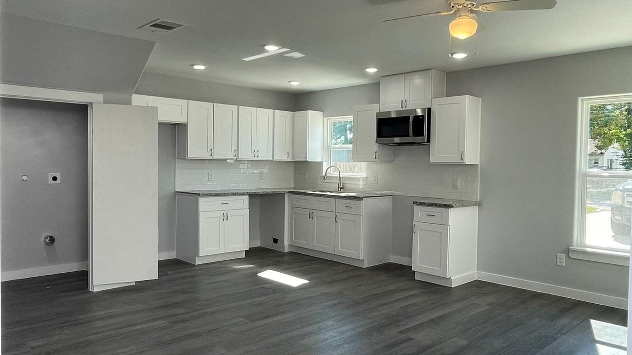 6723 Orville St #A - Photo 2 of 14