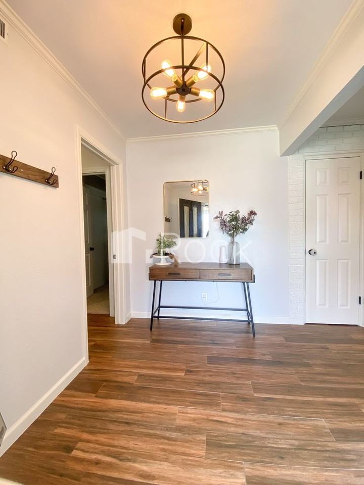 3308 Nw 60th St - Photo 4 of 32
