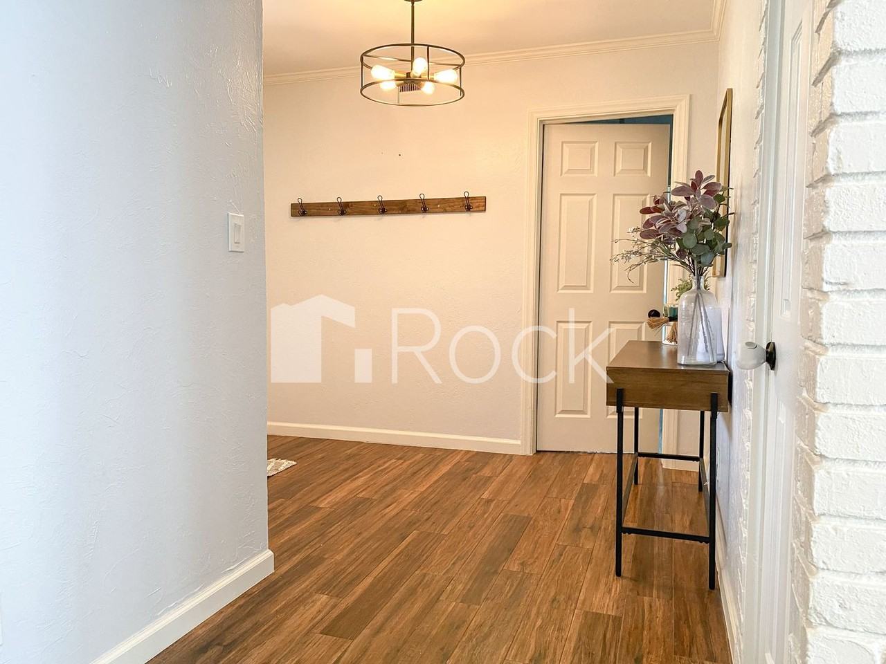3308 Nw 60th St - Photo 5 of 32