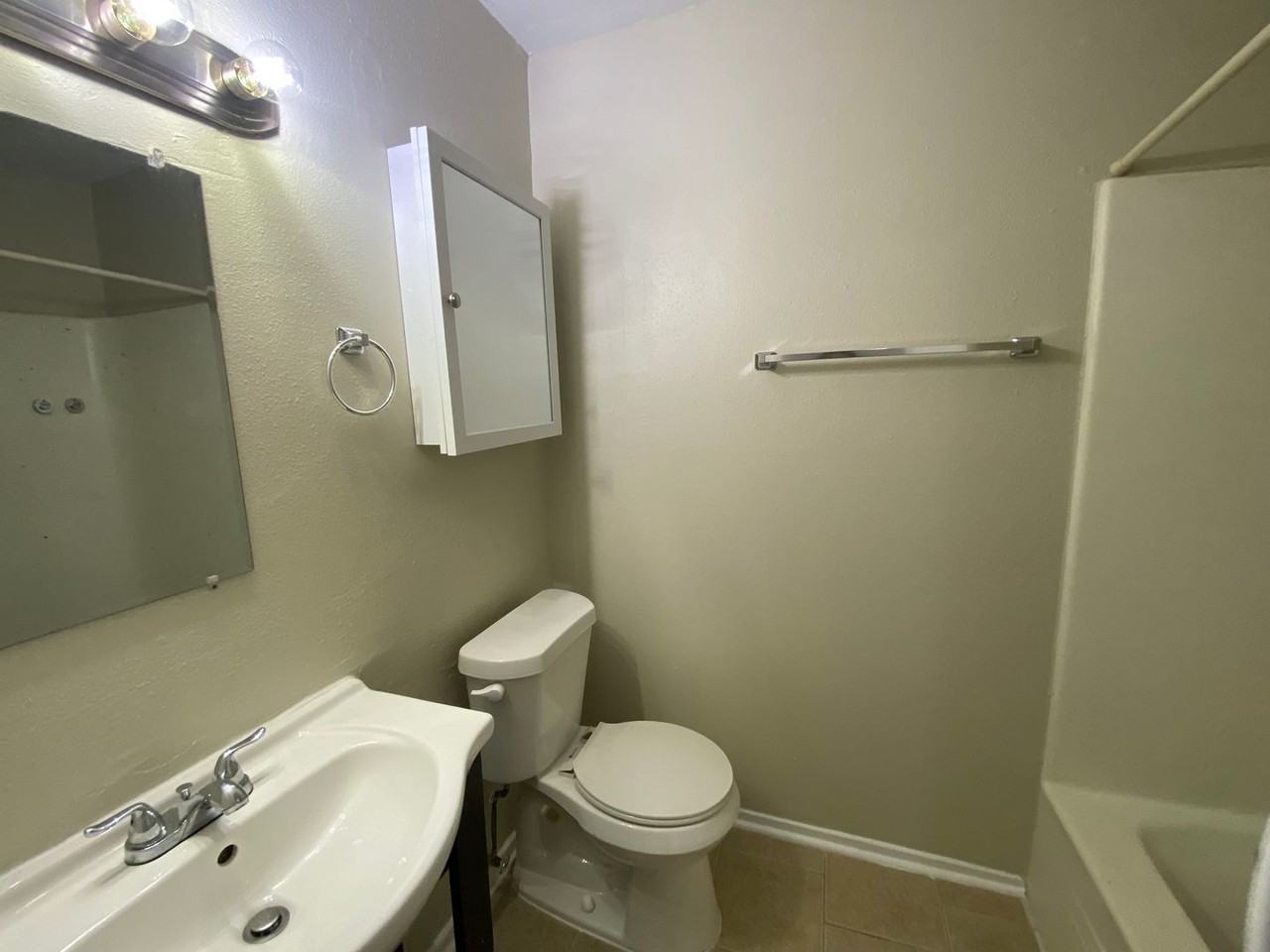 7131 Glen Ter #4 - Photo 6 of 7