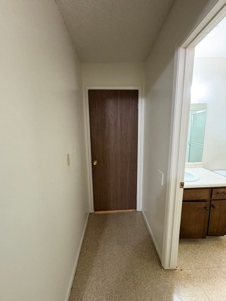 1329 S Liberty St - Photo 4 of 23