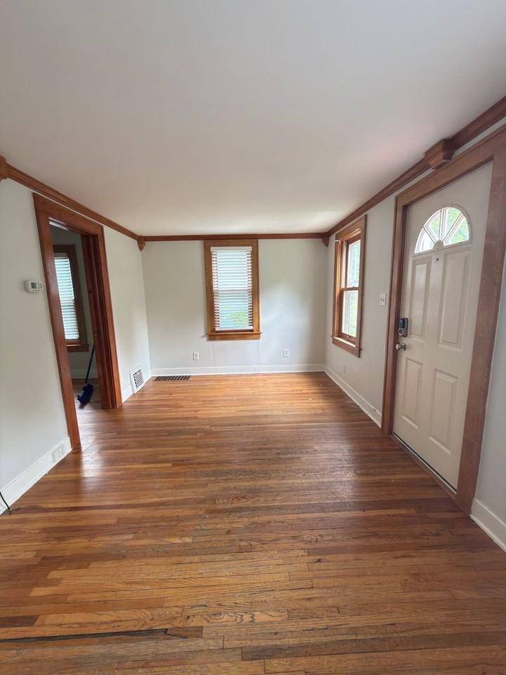 5624 38th Ave S - Photo 3 of 17
