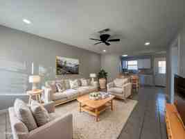 featured image of 1307 W Price Ln