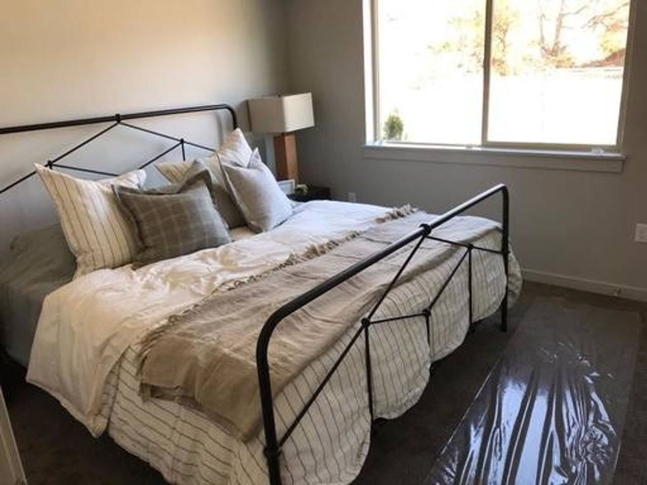 1700 Sandhill Rd - Photo 3 of 10