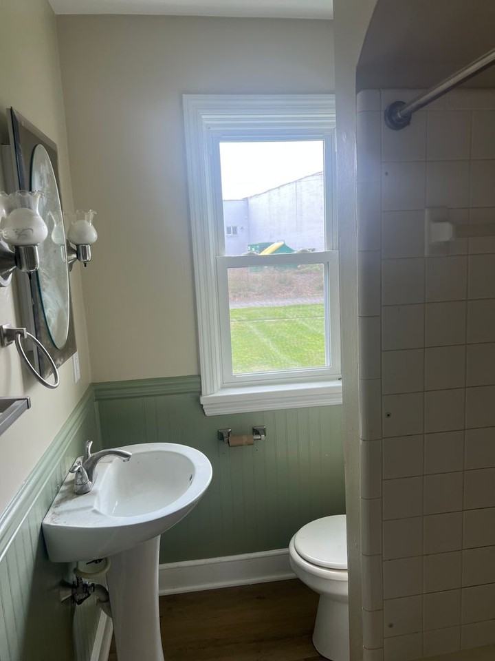 262 Mcknight St - Photo 7 of 9