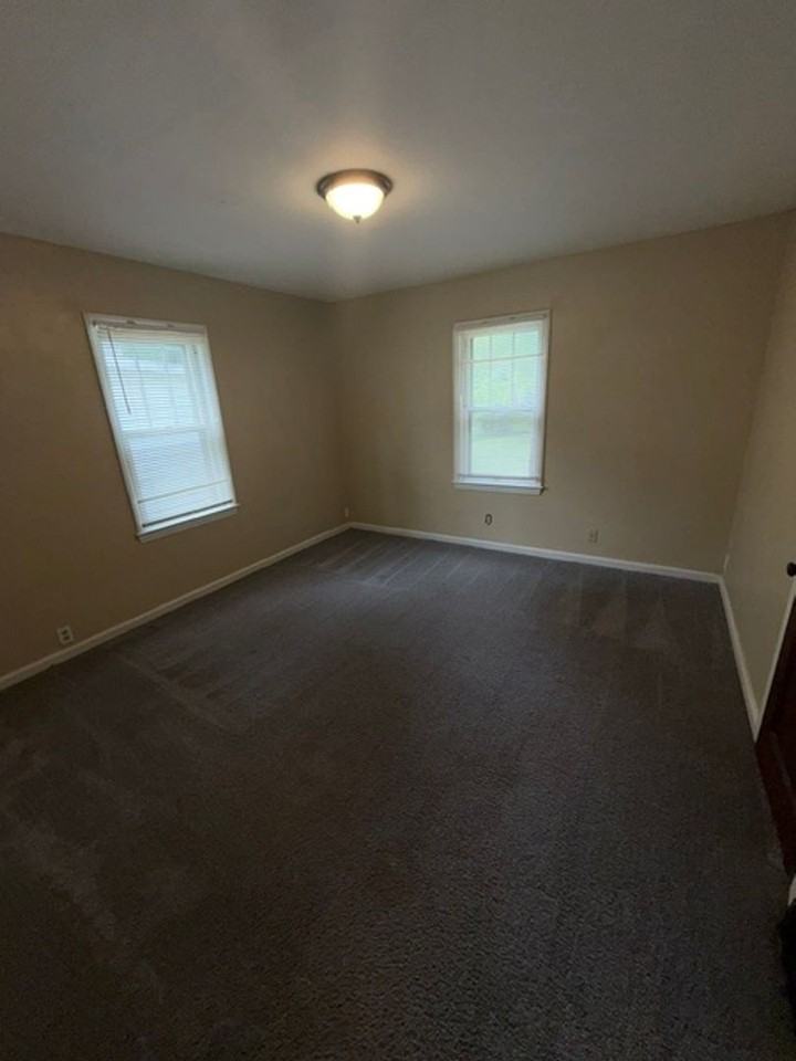 730 Bayard Park Dr - Photo 4 of 8