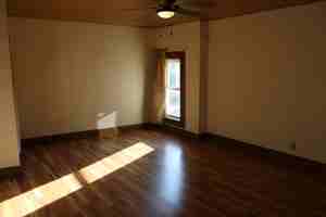 featured image of 200 N Lincoln St
