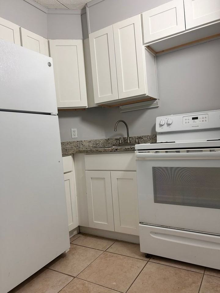 60 Phoenix LLC - Photo 5 of 26