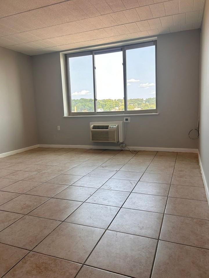 60 Phoenix LLC - Photo 7 of 26