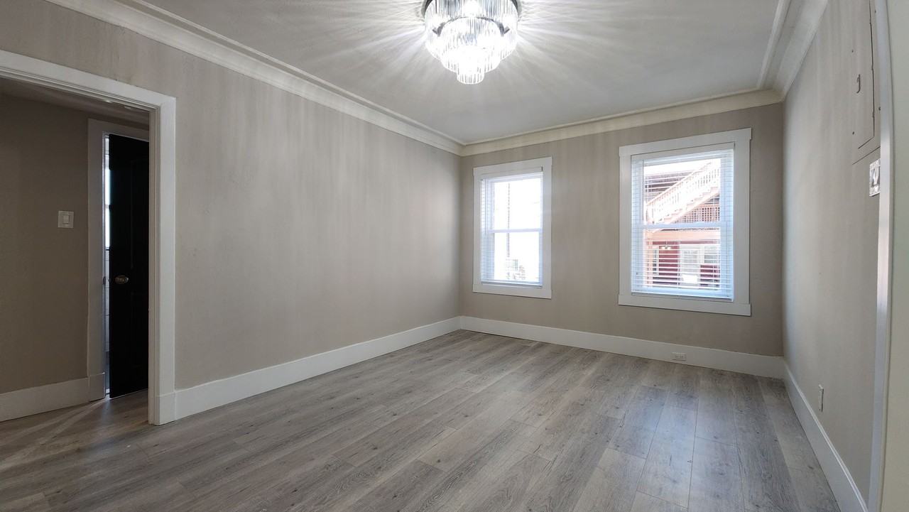 7556-7560 Byron Pl - Photo 7 of 28