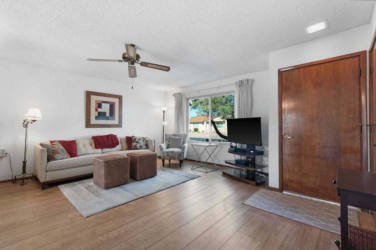 821 Leisure World - Photo 5 of 37