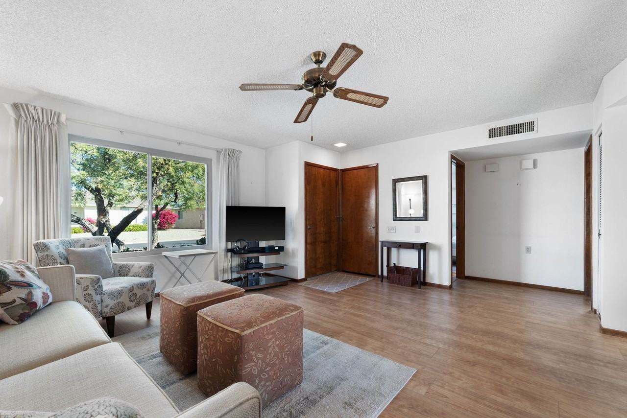 821 Leisure World - Photo 6 of 37