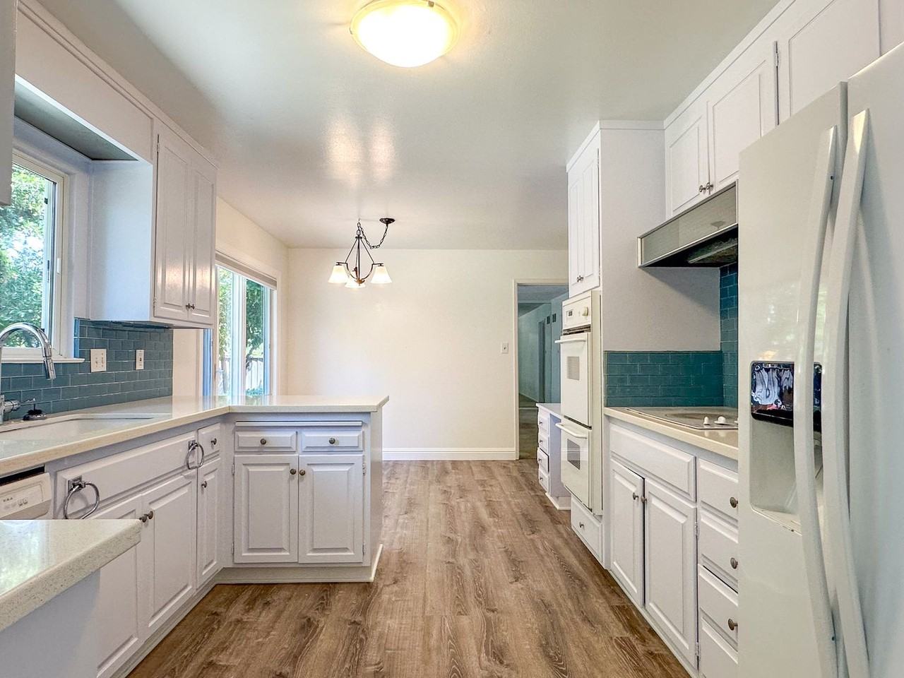 1791 Grace Ave - Photo 4 of 16