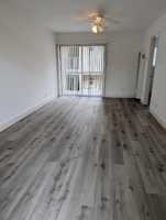 featured image of 1239 Oak Grove Ave