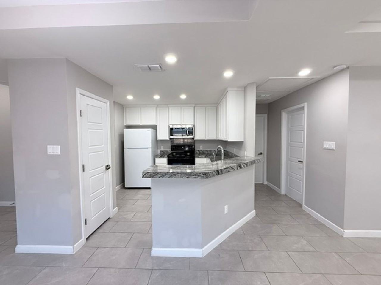 3506 Jose C Santos Dr - Photo 5 of 21