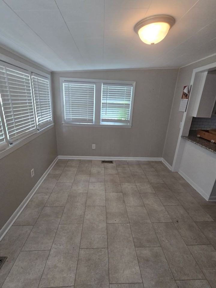 2705 Pecan Dr - Photo 7 of 14