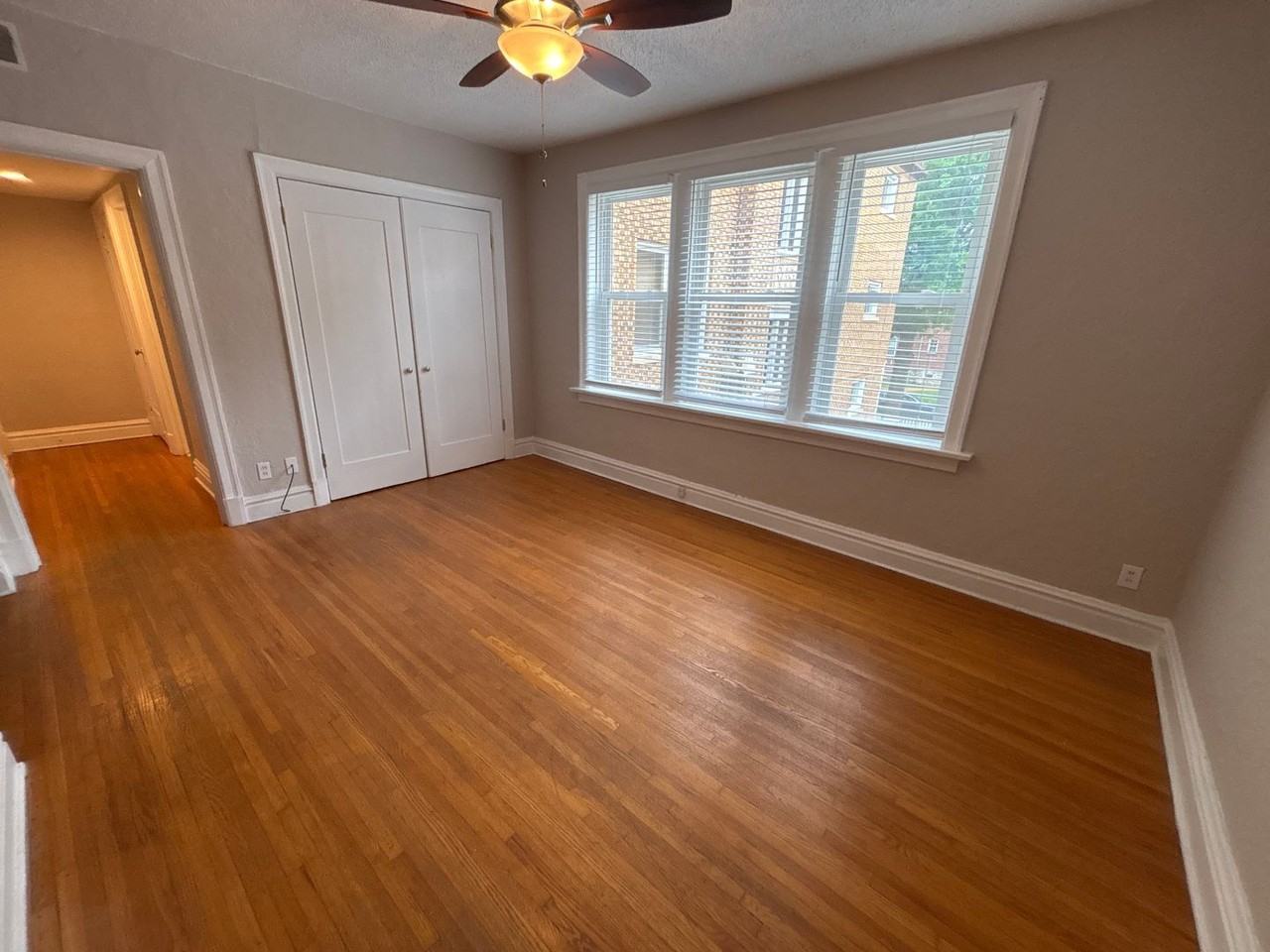 7551 - 7555 Byron PL - Photo 7 of 11