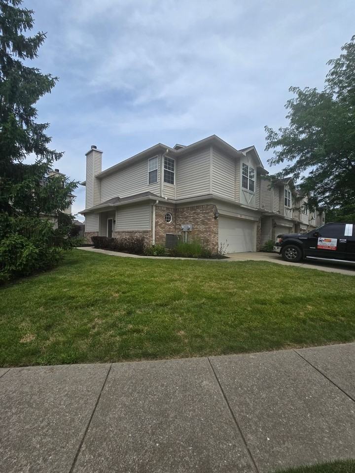5425 Nighthawk Dr - Photo 2 of 9