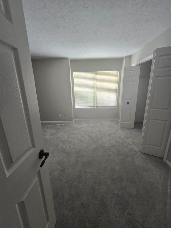 5425 Nighthawk Dr - Photo 6 of 9