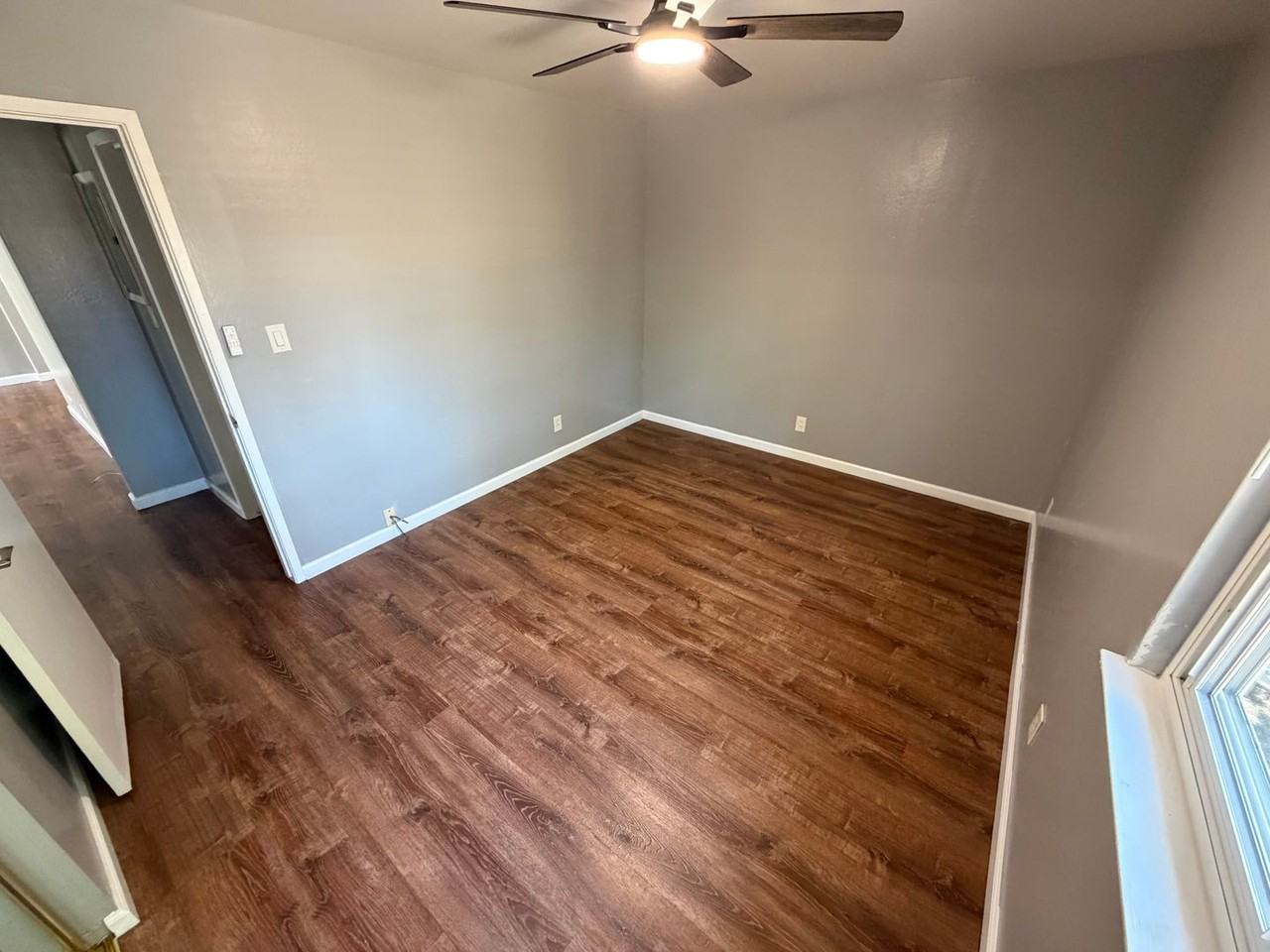 4497 Hamilton Ave - Photo 5 of 10